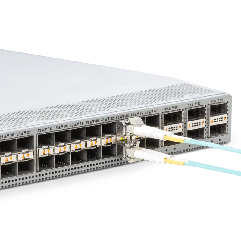 Broadcom Compatible 25GBASE-SR SFP28 850nm 70m (OM3) /100m (OM4) DOM Duplex LC Transceiver Module for MMF SFPS
